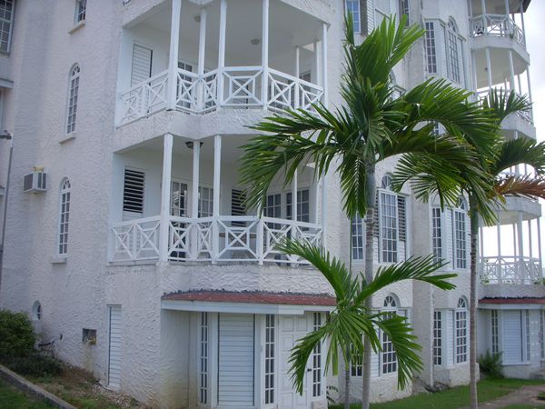 Preferred Realty - Real Estate, Jamaica W.I. +1(876) 940 0205